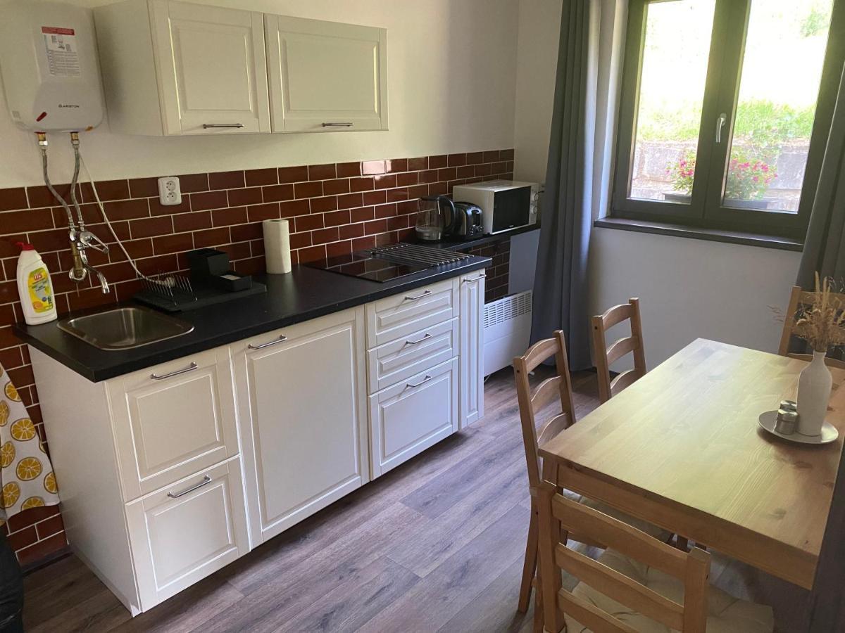 Apartman Pod Mandloni Starovice Exterior photo